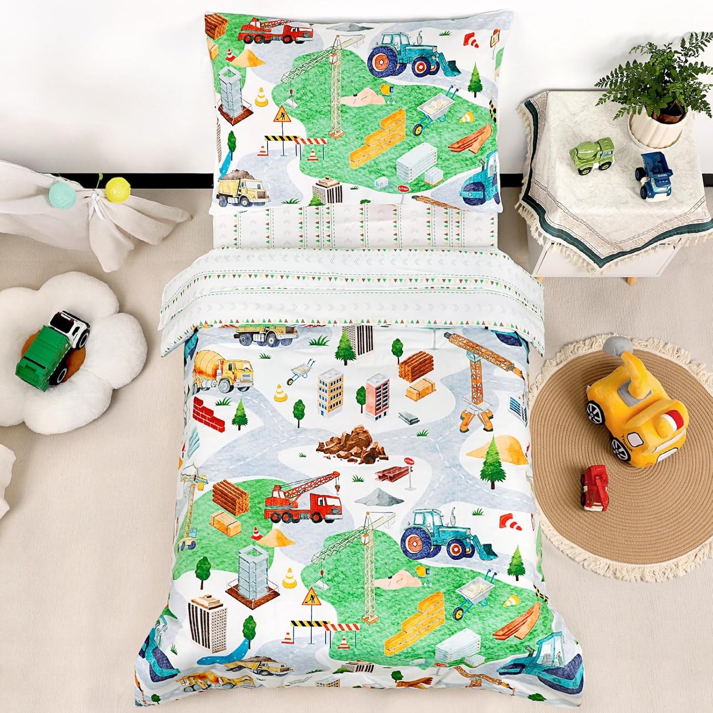 4 Piece Toddler Bedding Set, Ultra Soft and Breathable Toddler Comforter Sets for Boys & Girls, Crib Bedding Set Includes Quilted Comforter, Fitted Sheet, Flat Sheet and Pillowcase, Blue Ocean